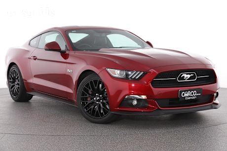 Red 2017 Ford Mustang Coupe Fastback Gt 5.0 V8