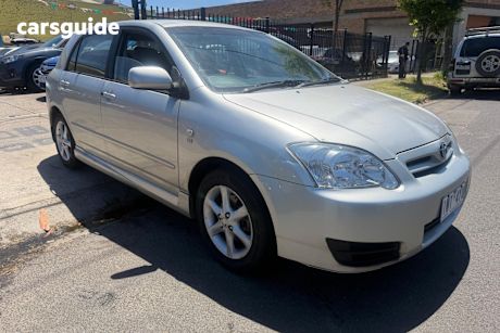 Silver 2005 Toyota Corolla Hatchback Conquest Seca