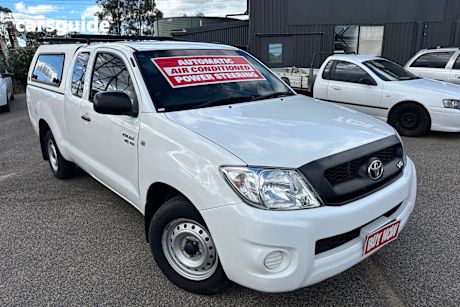 White 2011 Toyota Hilux X Cab Pickup Sr