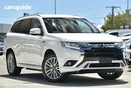 White 2019 Mitsubishi Outlander Wagon Phev (Hybrid) Es Adas
