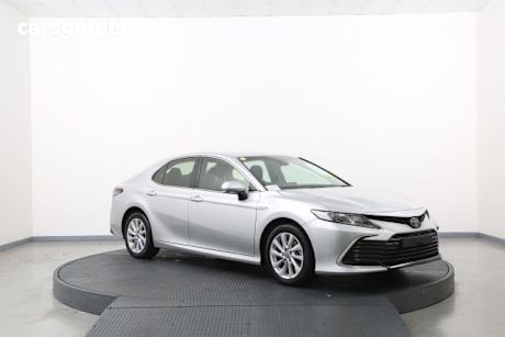 2024 Toyota Camry Sedan Ascent Hybrid