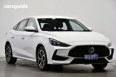 White 2024 MG MG5 Sedan Vibe