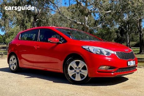 Red 2014 Kia Cerato Hatchback S