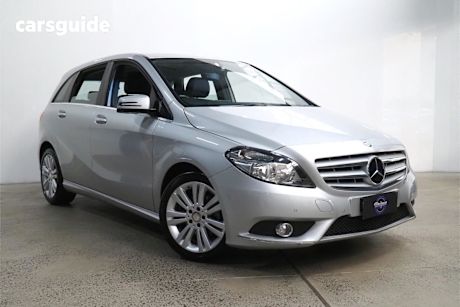 Silver 2013 Mercedes-Benz B200 Hatchback Be