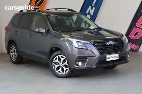 Grey 2023 Subaru Forester Wagon 2.5I (Awd)