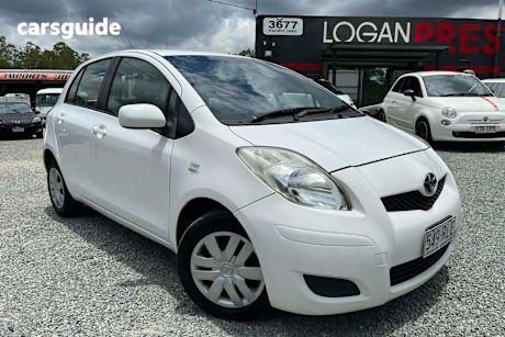 2011 Toyota Yaris Hatchback Yr