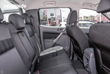 Black 2016 Ford Ranger Crew Cab Pickup Xlt 3.2 Hi-Rider (4X2)