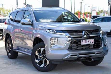 Silver 2024 Mitsubishi Pajero Sport Wagon Exceed (4Wd) 7 Seat