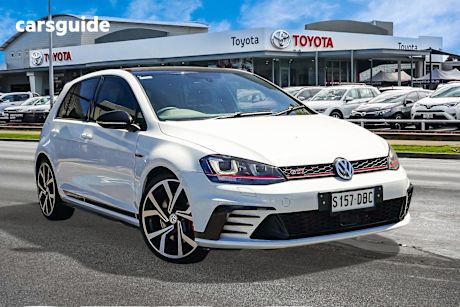 White 2016 Volkswagen Golf Hatchback Gti