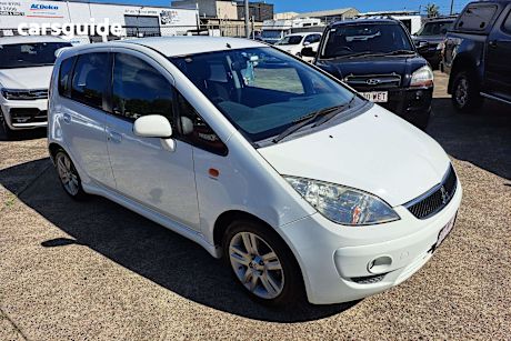 White 2009 Mitsubishi Colt Hatchback Vr-X
