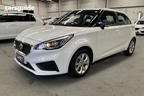 White 2022 MG MG3 Hatchback Core