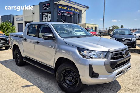 Grey 2021 Toyota Hilux Double Cab Pick Up Sr Hi-Rider