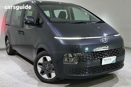 Grey 2022 Hyundai Staria Wagon