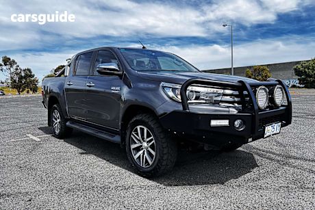 Grey 2018 Toyota Hilux Dual Cab Utility Sr5 (4X4)