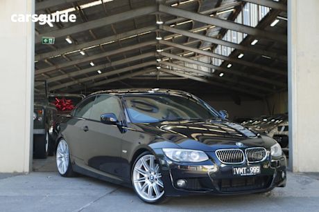 Black 2010 BMW 325I Convertible