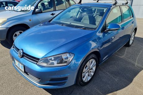 Blue 2014 Volkswagen Golf Hatchback 90 Tsi Comfortline