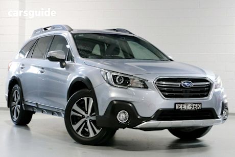Silver 2019 Subaru Outback Wagon 2.5I Premium
