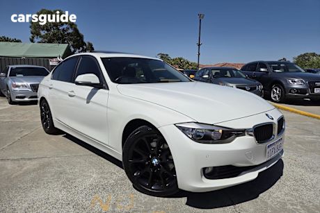 White 2013 BMW 320I Sedan