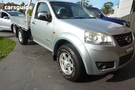 Silver 2014 Great Wall V200 Cab Chassis (4X4)