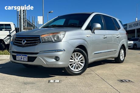 Silver 2013 Ssangyong Stavic Wagon
