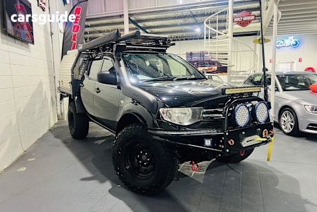Black 2013 Mitsubishi Triton Double Cab Utility Glx (4X4)