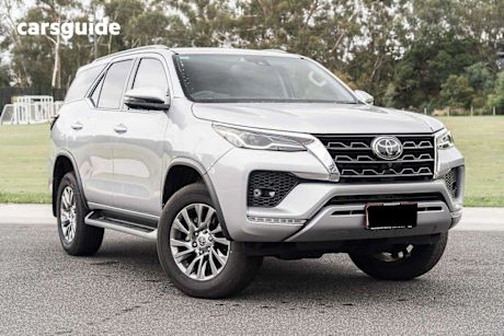 Silver 2024 Toyota Fortuner Wagon Crusade