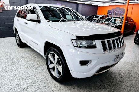White 2014 Jeep Grand Cherokee Wagon Overland (4X4)