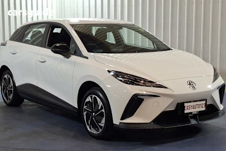 White 2024 MG MG4 Hatchback Excite 51