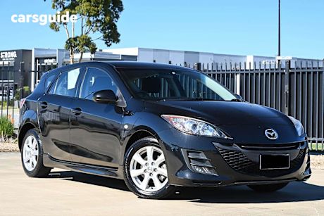 Black 2014 Mazda 2 Hatchback Maxx