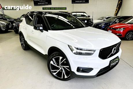 White 2020 Volvo XC40 Wagon T5 R-Design (Awd)