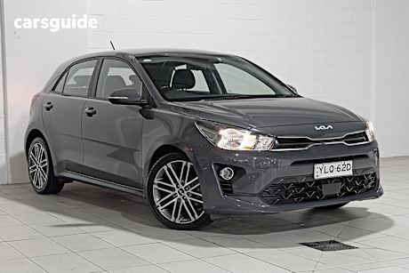 Grey 2021 Kia RIO Hatchback Sport