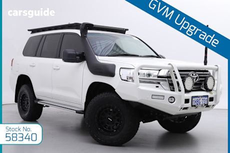 White 2017 Toyota Landcruiser Wagon Gxl (4X4)