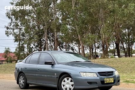 2004 Holden Commodore Sedan Executive
