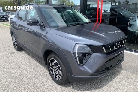 Grey 2025 Mahindra Xuv 3Xo Wagon Ax5L