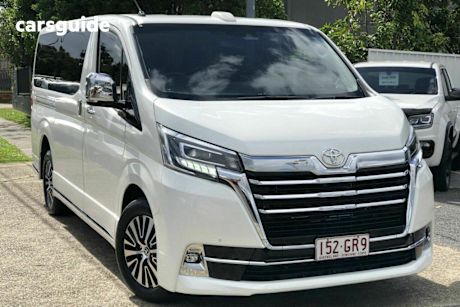 White 2022 Toyota Granvia Wagon Standard (6 Seats)