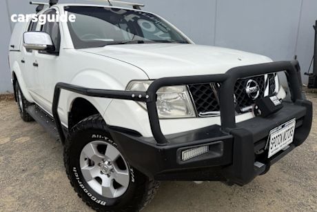White 2007 Nissan Navara Dual Cab Pick-up St-X (4X4)