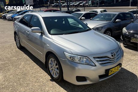 Silver 2010 Toyota Camry Sedan Altise