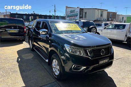 Black 2016 Nissan Navara Dual Cab Utility St (4X2)