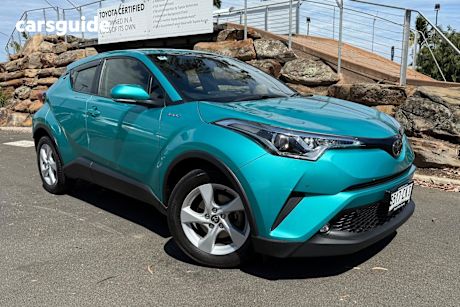 Green 2018 Toyota C-HR Wagon (2Wd)