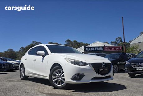 White 2015 Mazda 3 Hatchback Maxx