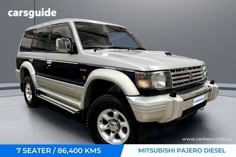 Silver 1994 Mitsubishi Pajero SUV V46W