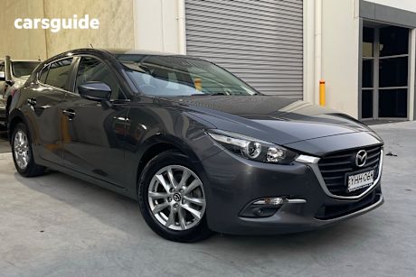 Grey 2016 Mazda 3 Hatchback Maxx