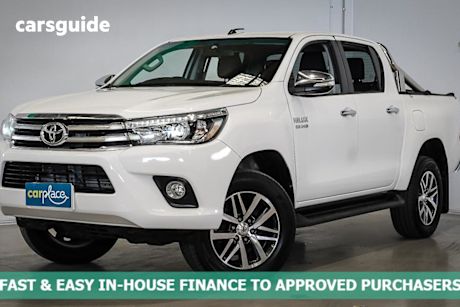 White 2016 Toyota Hilux Dual Cab Utility Sr5 (4X4)