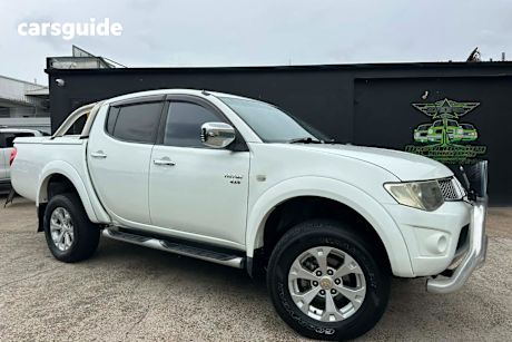 White 2010 Mitsubishi Triton Cab Chassis Glx (4X4)