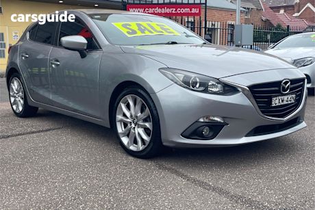 Silver 2014 Mazda 3 Hatchback Sp25