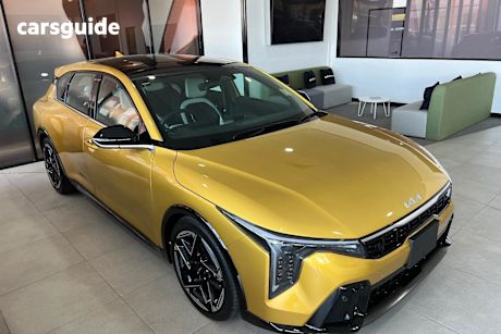 Yellow 2026 Kia K4 Hatch GT-LINE F