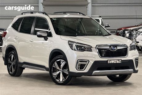 White 2020 Subaru Forester Wagon 2.5I (Awd)