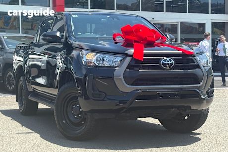 Black 2021 Toyota Hilux Double Cab Pick Up Sr Hi-Rider