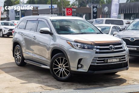 Silver 2017 Toyota Kluger Wagon Grande (4X4)
