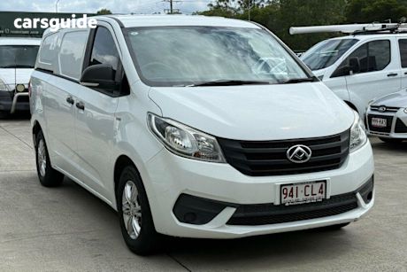 White 2021 LDV G10 Van Barn Door